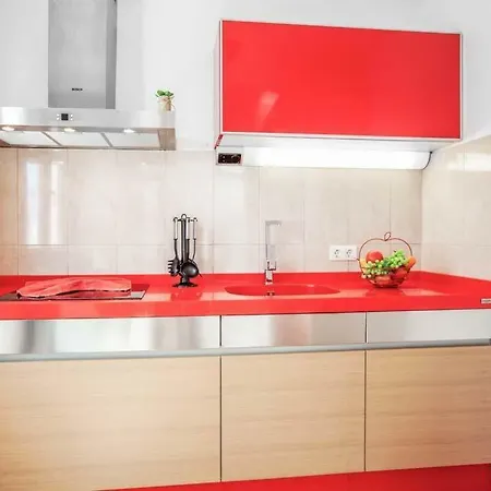 Playa Blanca Sleeps 8 Pool Air Con Wifi *