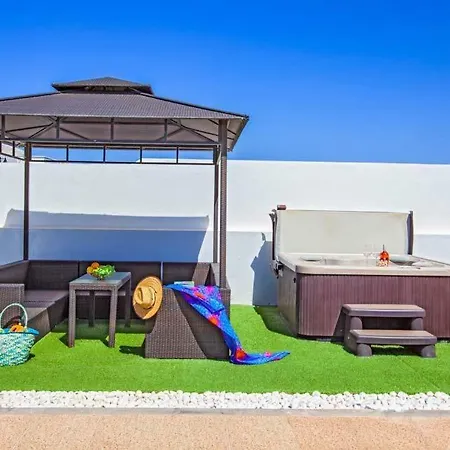 Villa Playa Blanca Sleeps 8 Pool Air Con Wifi Playa Blanca (Lanzarote)