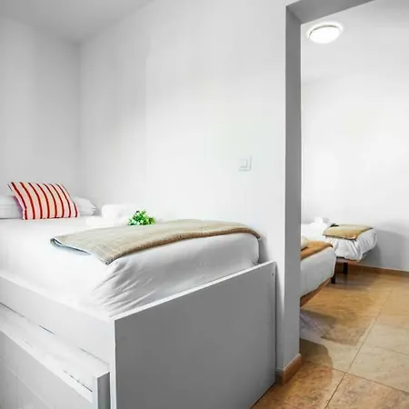 Playa Blanca Sleeps 8 Pool Air Con Wifi Playa Blanca (Lanzarote)